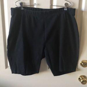 Black Bermudas. Plus size